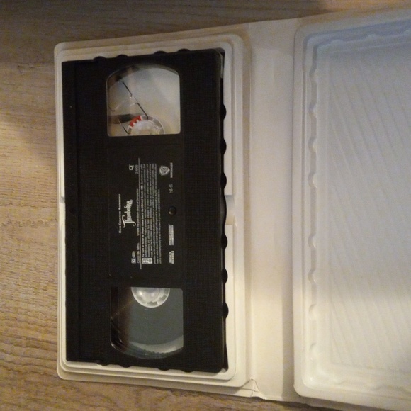 VHS Thumblina - Picture 2 of 4